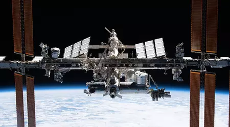 La NASA ha annullato la passeggiata spaziale degli astronauti a causa del relitto di un razzo russo che minacciava la Stazione Spaziale Internazionale