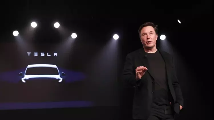 Tesla rilascerà un'auto elettrica da 25.000 ...