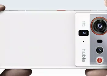 Il telefono con fotocamera di punta ...