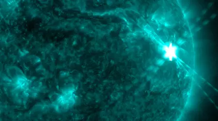 Il Sole ha registrato la più potente eruzione di livello estremo degli ultimi sei anni: il plasma solare coprirà la Terra questo fine settimana
