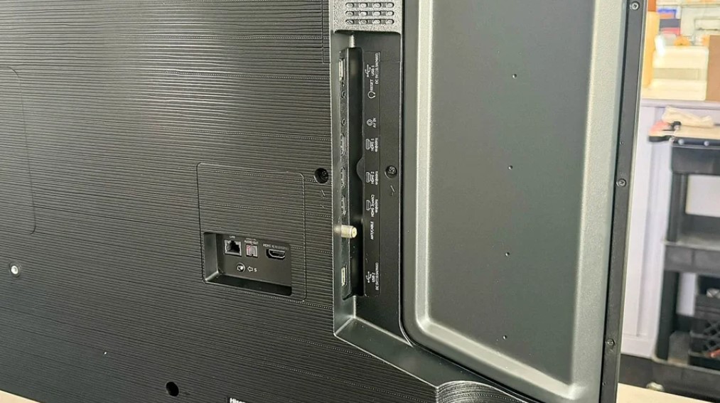 Hisense 55 Pollici Serie U6N Mini-LED televisore economico 4K