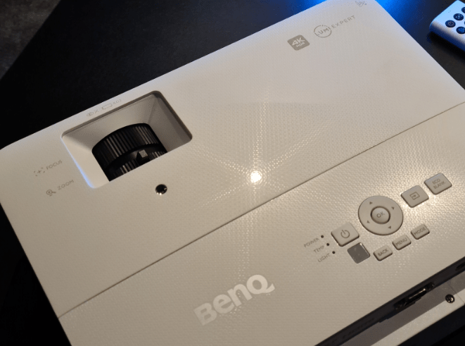 Benq TK700STi o Optoma GT1090HDR