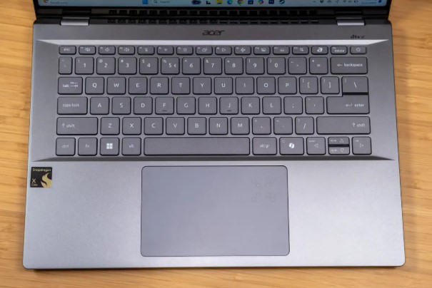 Recensione del portatile Acer Swift 14 AI