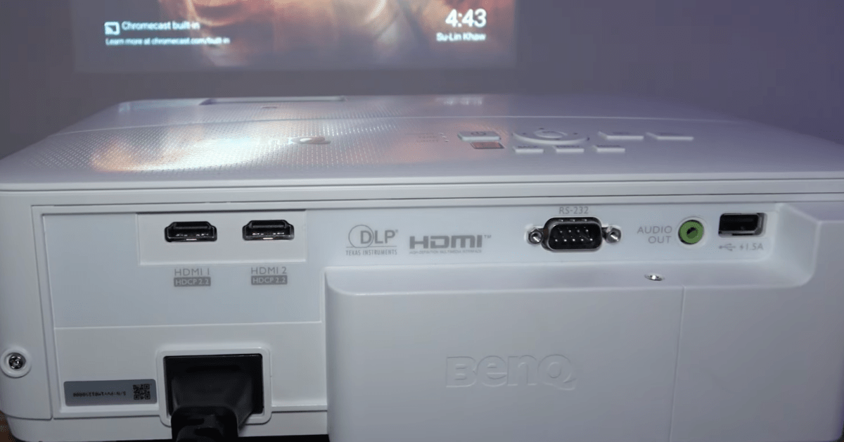 BenQ TK700STi proiettore ottica corta 4k