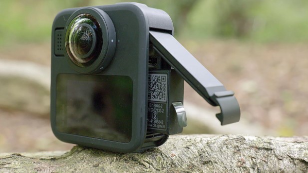 Confronto X5 vs MAX 2