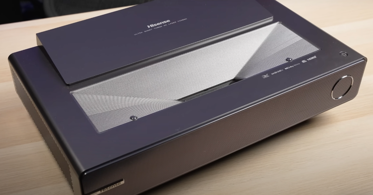 Hisense PX1-PRO proiettore ultra corta distanza