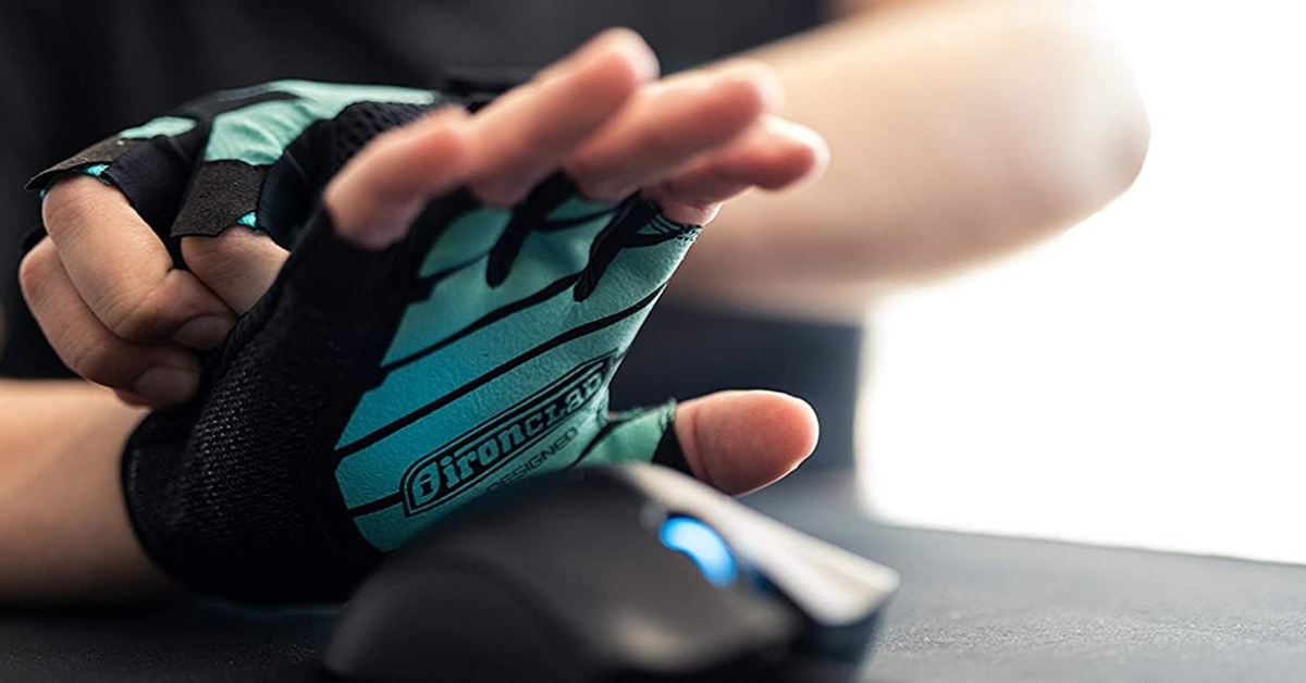 Guanti antisudore Ironclad Immortals per giochi su PC