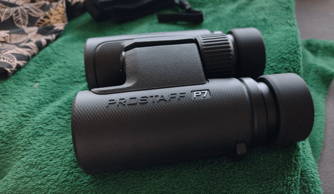 Binocolo Nikon PROSTAFF P7 8x30 per i più piccoli
