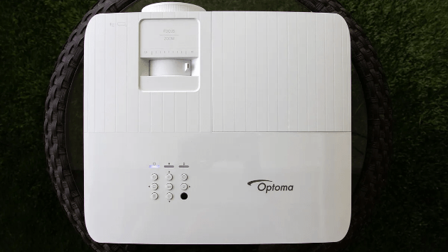 confronto TK700 vs UHD35