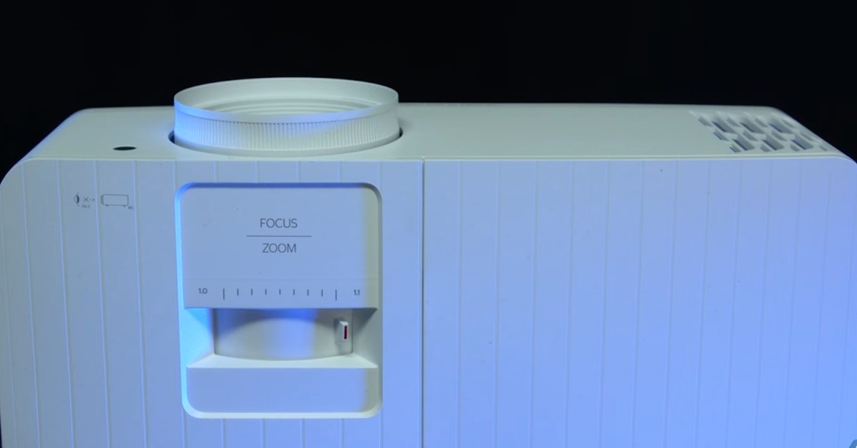 Optoma UHD38 proiettore per playstation