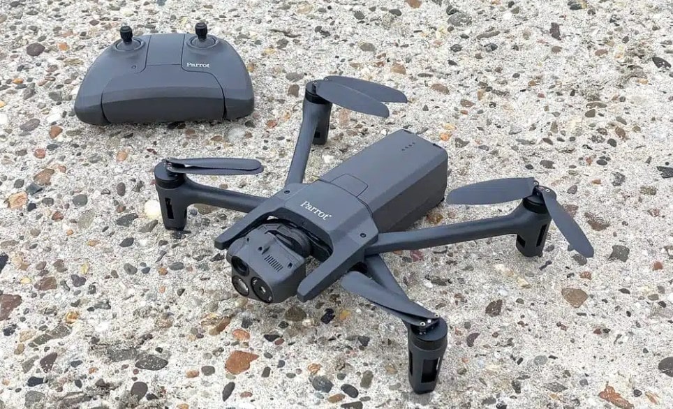 Parrot Anafi USA drone per video immobiliari