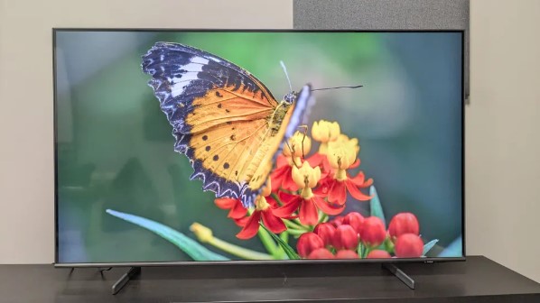 TV Samsung 43 Pollici QLED Serie Q60D 4K per stanze piccole
