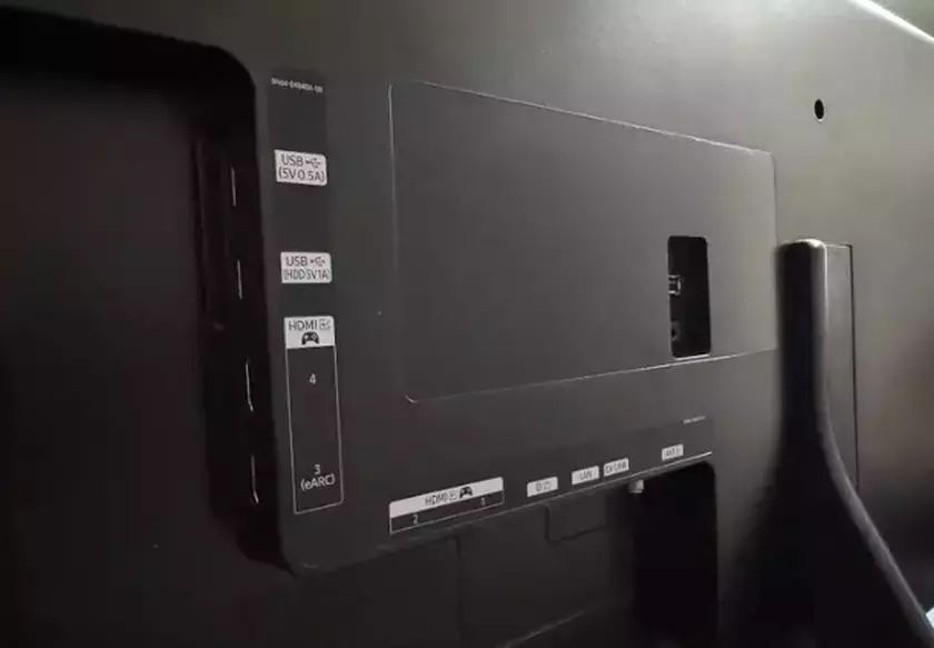 Qualità di streaming della smart TV Samsung OLED S90F