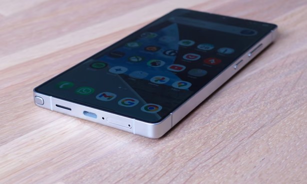 Galaxy S25 Ultra vs iPhone 17 Pro Max