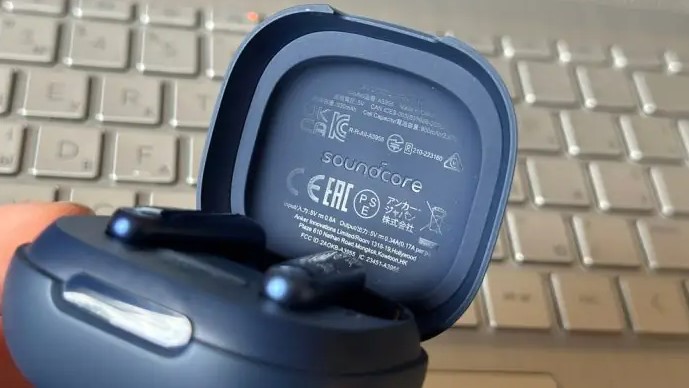 Auricolari wireless Soundcore P40i sotto i 50