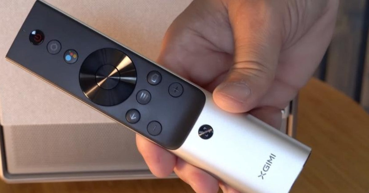 proiettore in salotto XGIMI HORIZON Ultra 4K