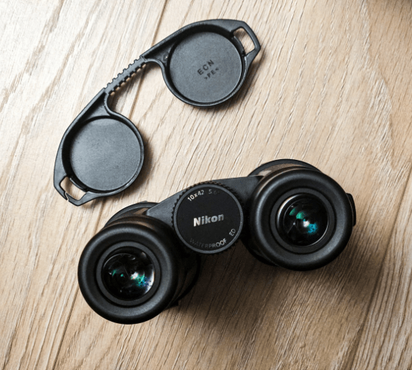 Binocolo da viaggio Nikon Monarch M5 10x42