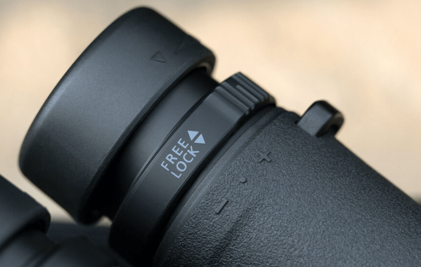 Binocolo con lente rivestita Nikon Monarch M7 10x42