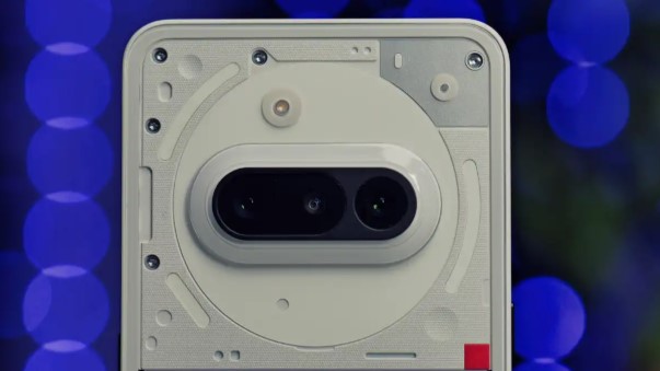 Telefono (3a) rispetto a Pixel 9a