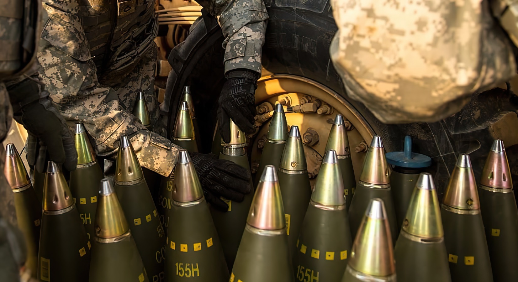 Un'innovazione tecnologica nella produzione: l'efficacia dei proiettili d'artiglieria da 155 mm negli USA L'America sta aumentando la produzione di proiettili d'artiglieria da 155 mm: cosa significa questo per la tecnologia di combattimento?