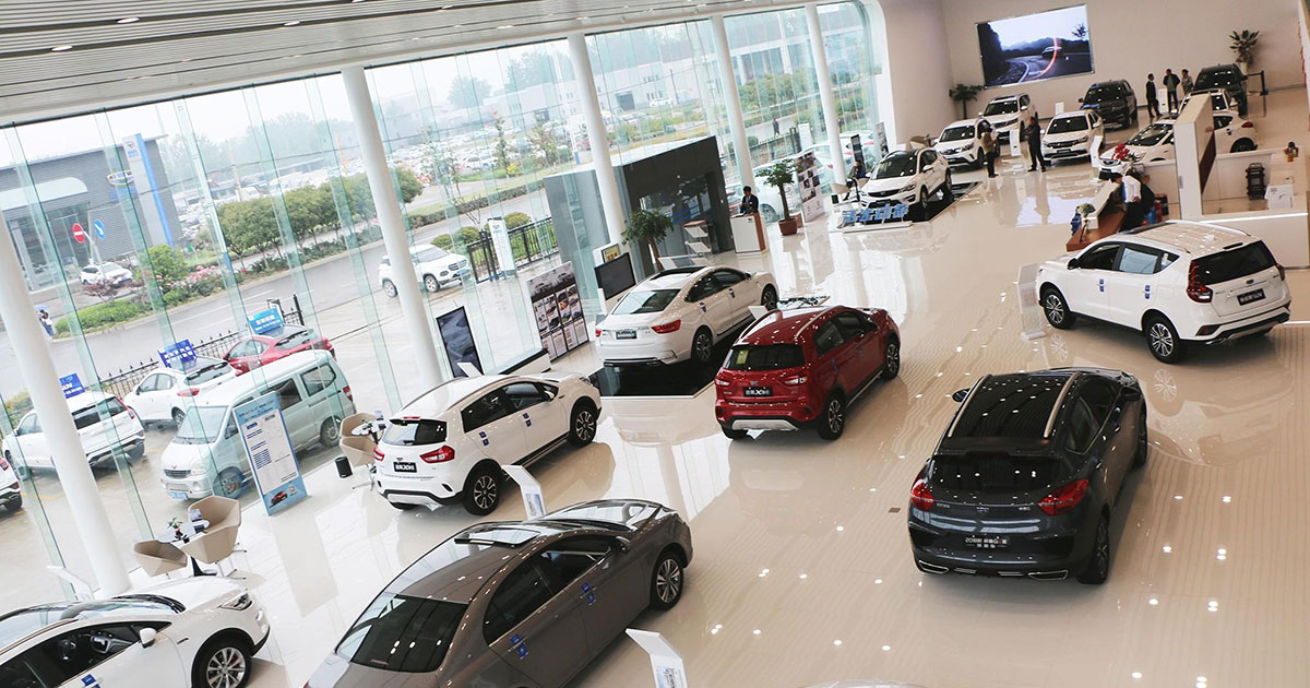 Rivoluzione tecnologica nei concessionari cinesi Un nuovo showroom in Cina: una realtà per gli appassionati di auto