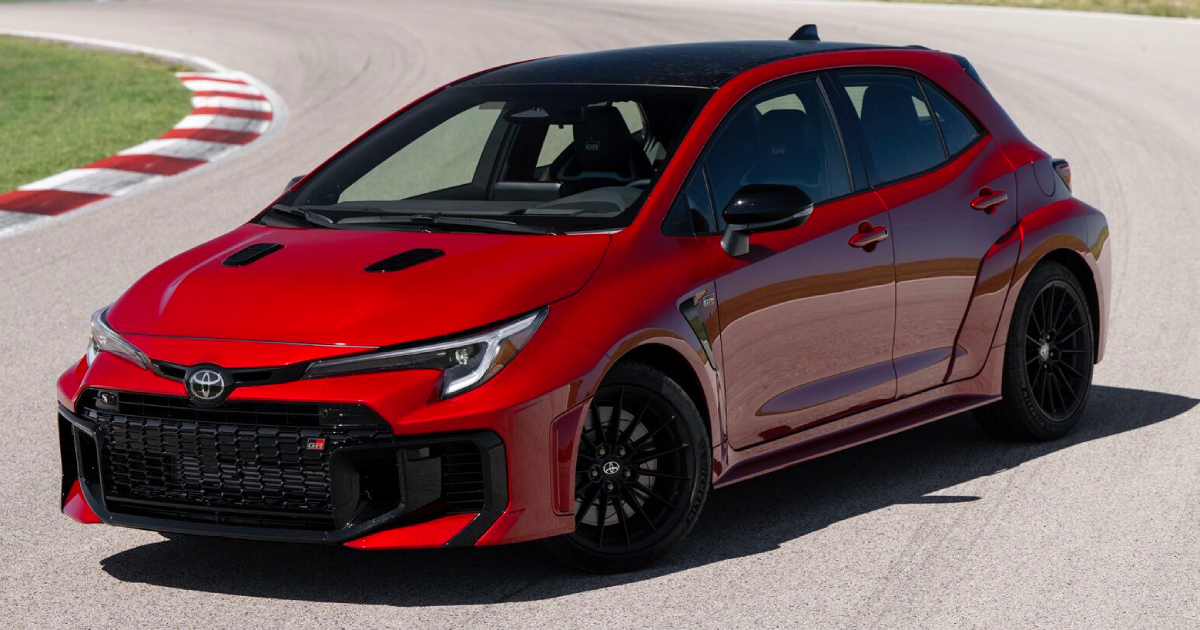 Accelerando verso il Futuro: La Promessa ad Alta Ottano della GR Corolla di Toyota Svelare la Bestia: Esplorando la Potenza dietro la Toyota GR Corolla
