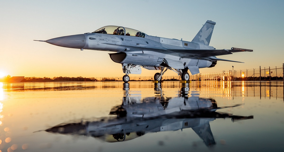 La Polonia intende produrre fino all'80% della struttura della fusoliera del caccia F-16 Block 70/72 modernizzato. La Polonia intende produrre fino all'80% della struttura della fusoliera del caccia F-16 Block 70/72 modernizzato.
