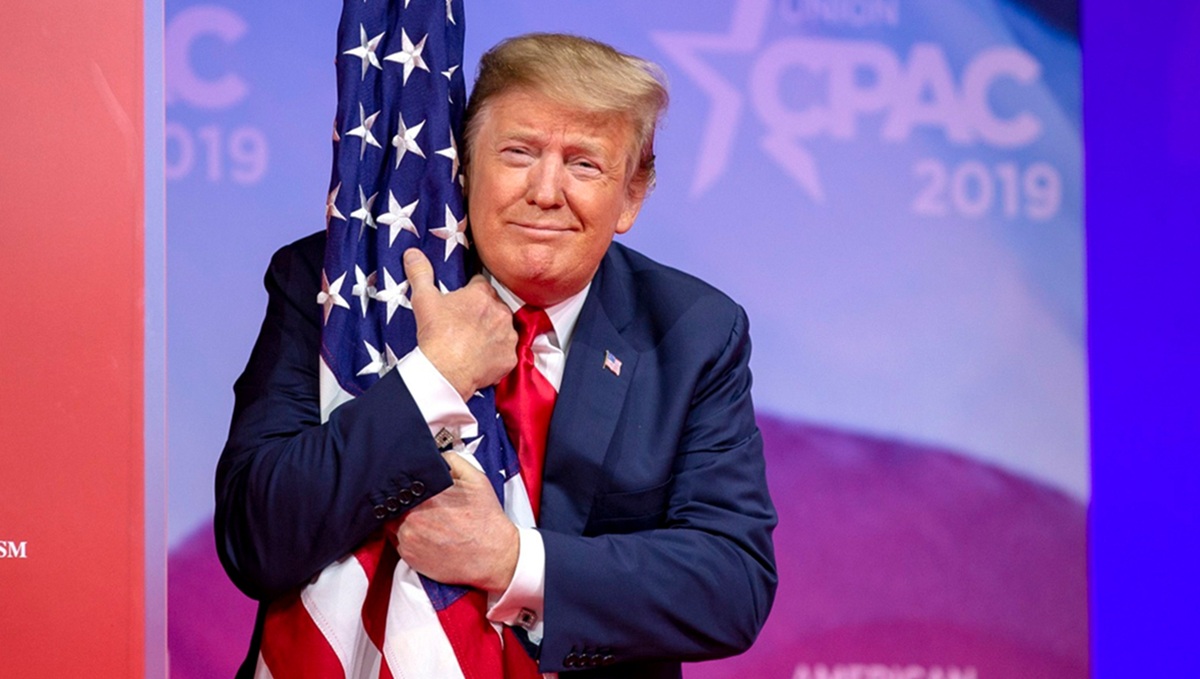Nuova foto di Donald Trump: Cosa dobbiamo sapere