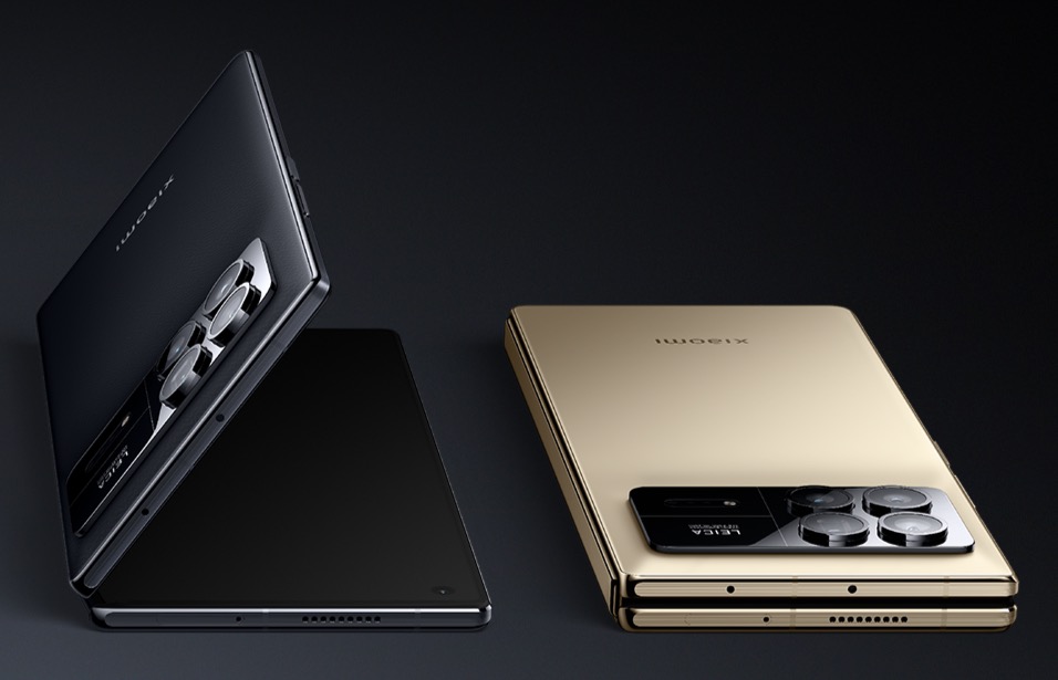 Xiaomi MIX Fold 3 si rivela più spesso e più pesante di quanto annunciato ufficialmente all'evento di lancio. Xiaomi MIX Fold 3 si rivela più spesso e più pesante di quanto annunciato ufficialmente all'evento di lancio.