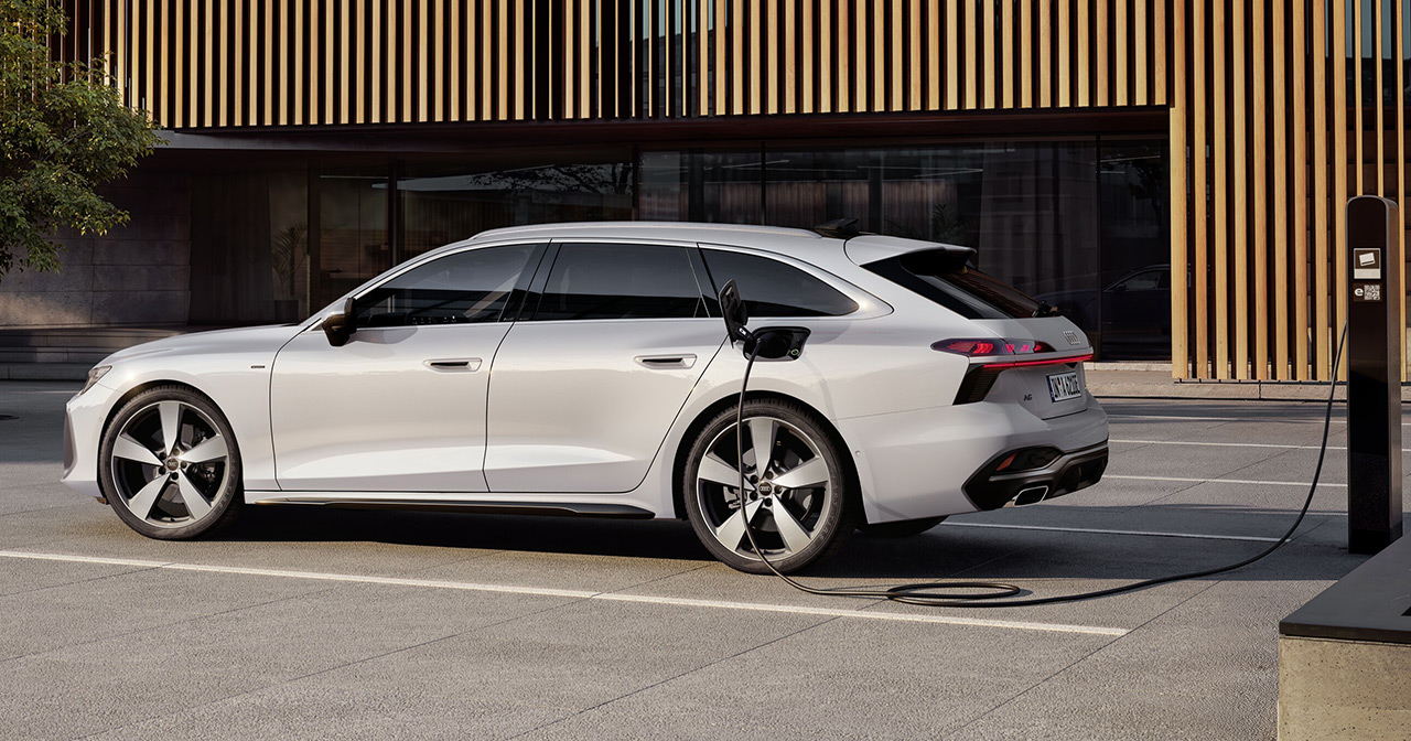 Il Lusso incontra l'Efficienza nell'Audi A6 Avant e-hybrid Quattro: Il Sogno di un Geek Esplorando l'Audi A6 Avant e-hybrid Quattro: Il Futuro del Lusso Sostenibile