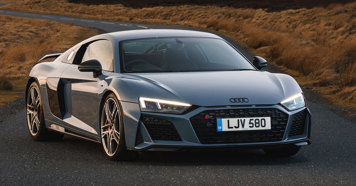 Audi R8 Coupé 2019: La potenza incontra l'ingegneria di precisione Esplorare l'Audi R8 Coupé (2019): Il sogno di un appassionato di tecnologia