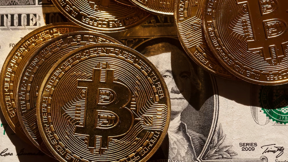 Evoluzione del bilancio delle criptovalute: squali di bitcoin e stakeholder azionari Rivoluzione del bitcoin: grandi attori vendono, fondi istituzionali costruiscono portafogli