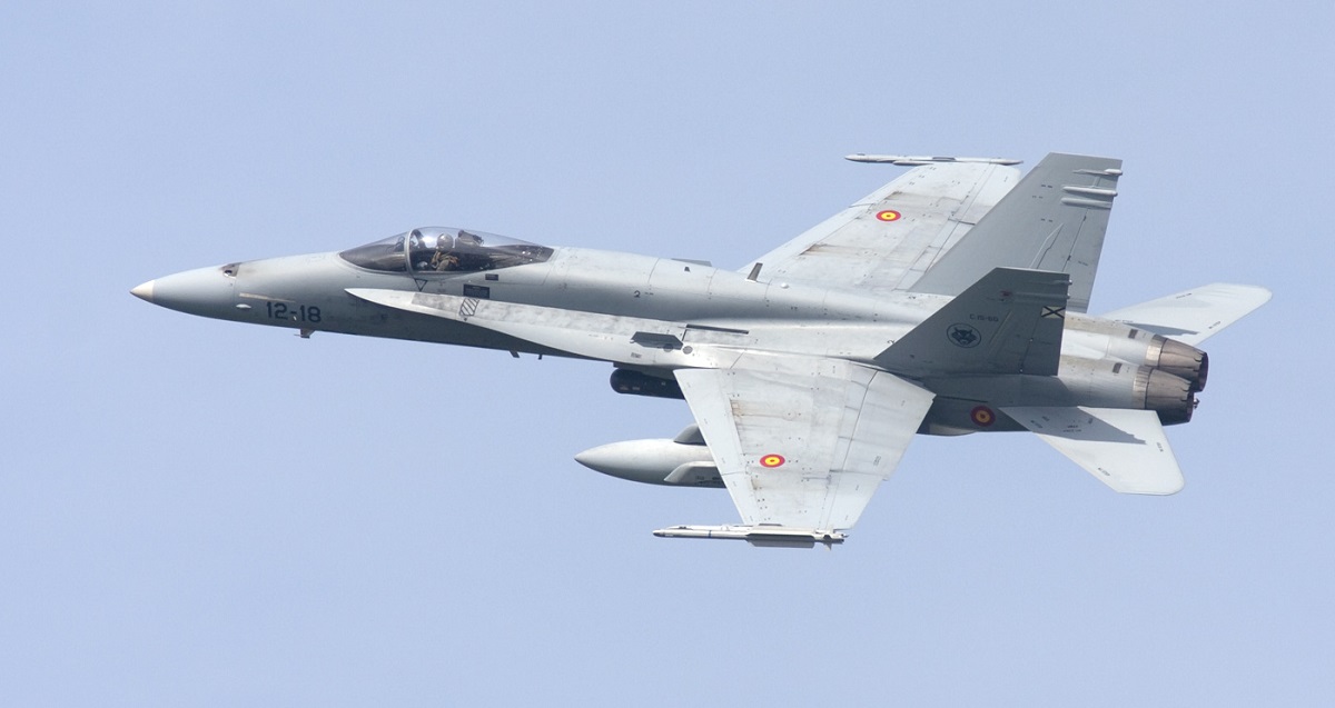 La Spagna spenderà 55 milioni di dollari per prolungare la vita utile dei caccia F/A-18 Hornet fino alla metà del prossimo decennio La Spagna spenderà 55 milioni di dollari per prolungare la vita utile dei caccia F/A-18 Hornet fino alla metà del prossimo decennio