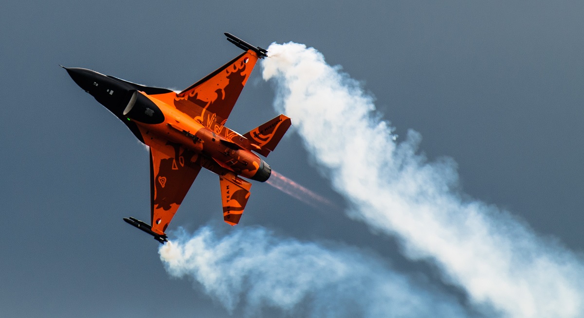 I Paesi Bassi stanno passando all'F-35 Lightning II e hanno accettato di cedere all'Ucraina quasi tutti i loro caccia di quarta generazione F-16 Fighting Falcon. I Paesi Bassi stanno passando all'F-35 Lightning II e hanno accettato di cedere all'Ucraina quasi tutti i loro caccia di quarta generazione F-16 Fighting Falcon.