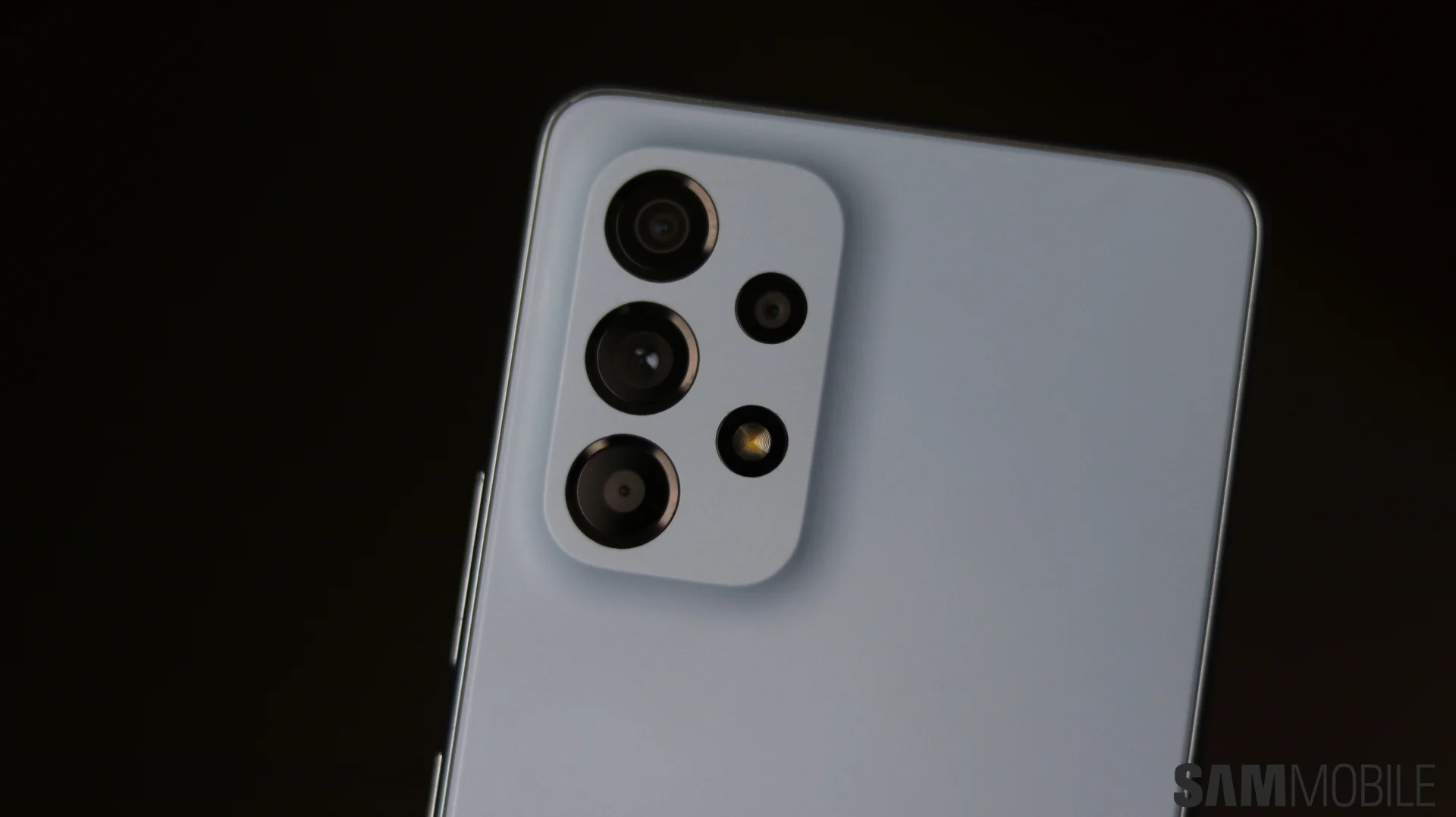 Aggiornamento Galaxy A53: quali sono le novità di sicurezza di febbraio? Galaxy A53: è arrivato l'aggiornamento di sicurezza di febbraio 2025!