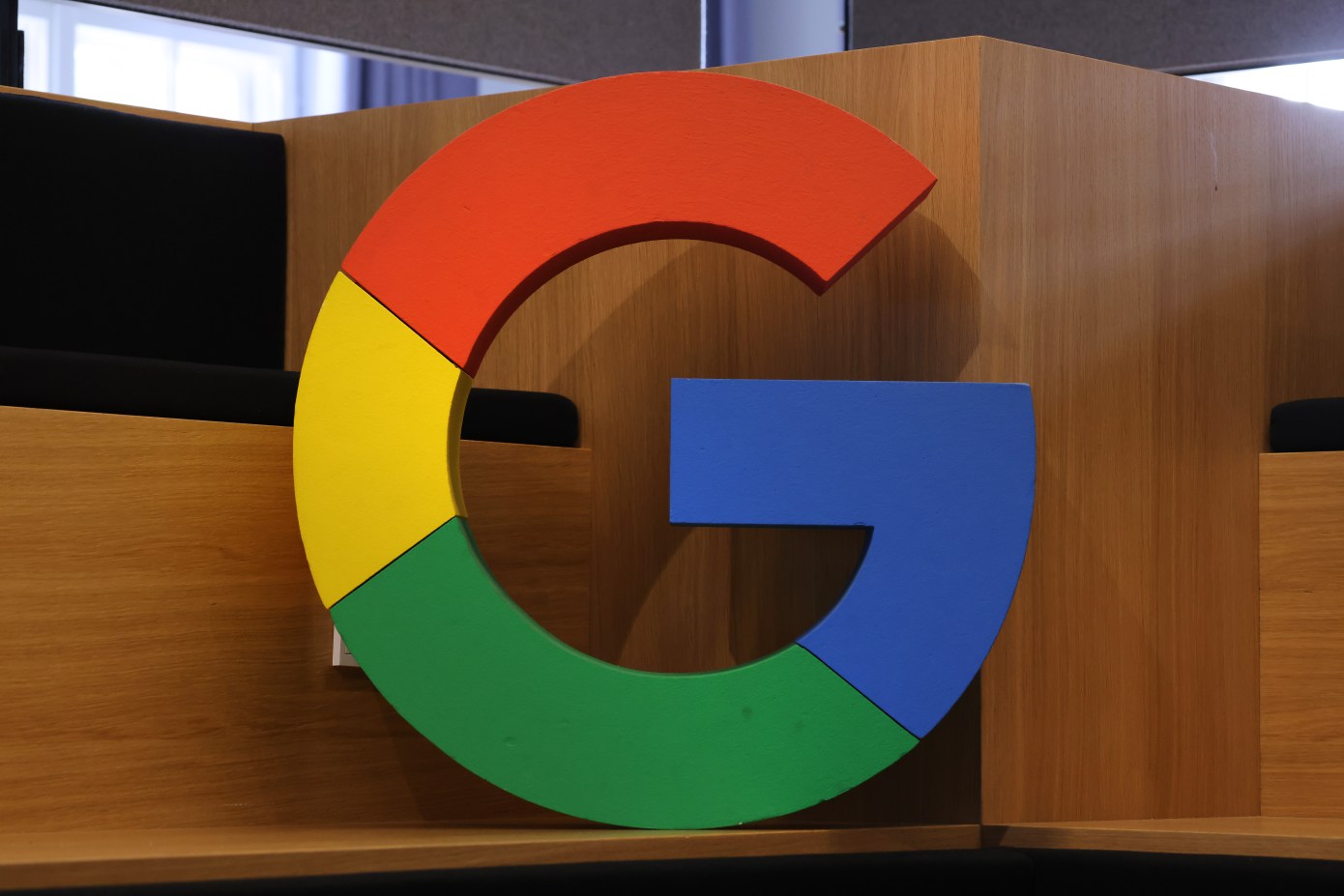 Google rimuove l'app AI Test Kitchen da Play Market e App Store Google rimuove l'app AI Test Kitchen da Play Market e App Store
