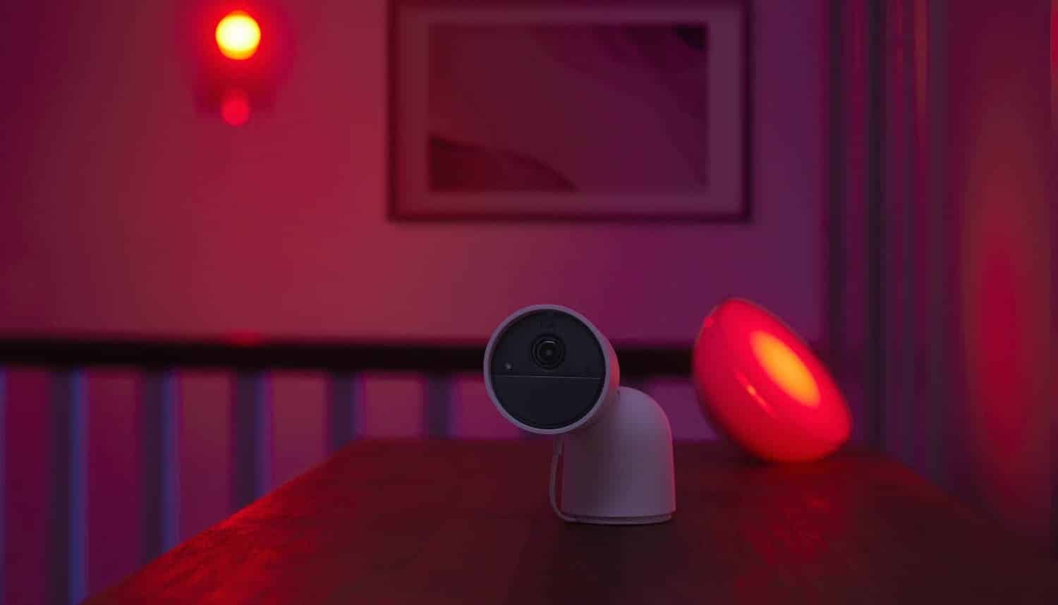 Aggiornamento da Hue: le vostre telecamere ora sono ancora più potenti! Durata della batteria: le telecamere Hue hanno ricevuto un aggiornamento significativo!