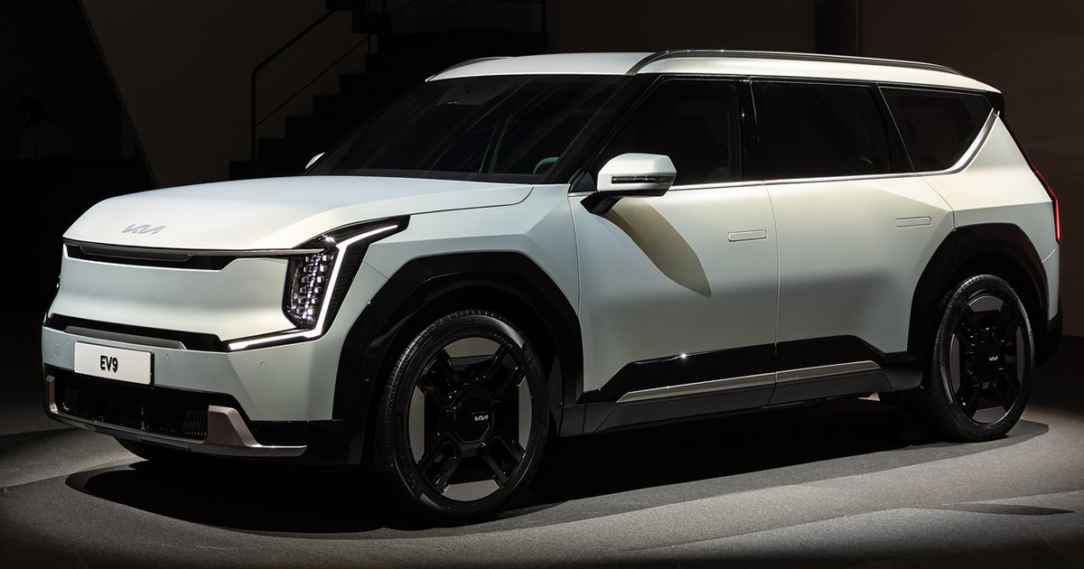 La Kia EV9: Rivoluzionare lo Spazio degli SUV con Tecnologia Sostenibile Kia EV9: Il Futuro degli SUV Elettrici è Qui