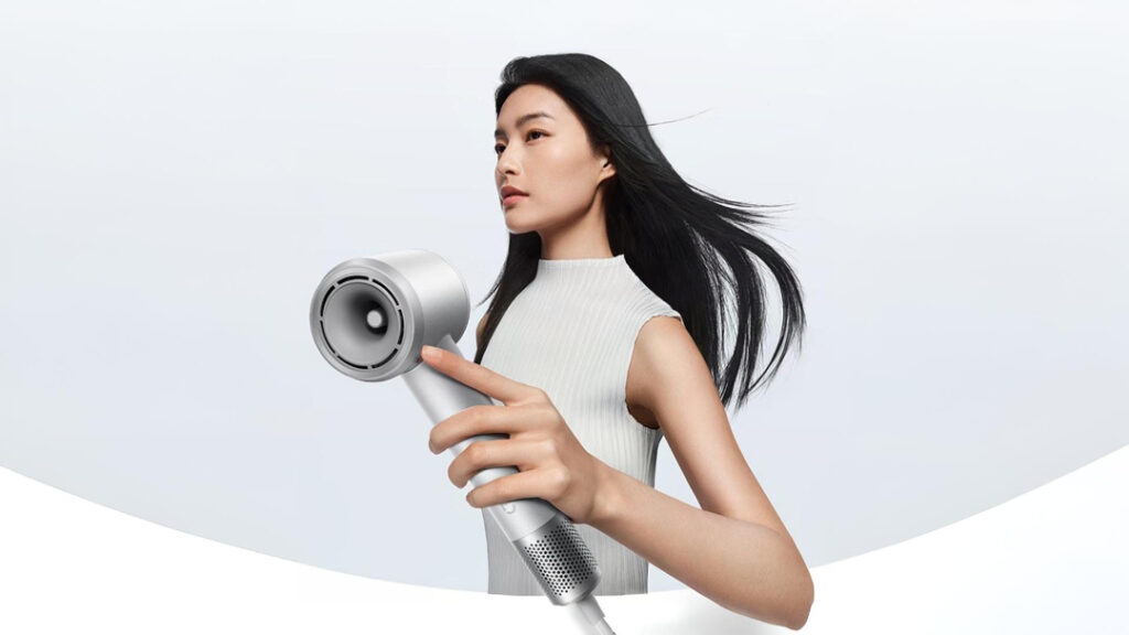 Super tecnologia in azione: come Xiaomi Mijia Pro monitora la temperatura fino a 200 volte al secondo Xiaomi lancia Mijia Pro: un asciugacapelli con controllo della temperatura senza rivali