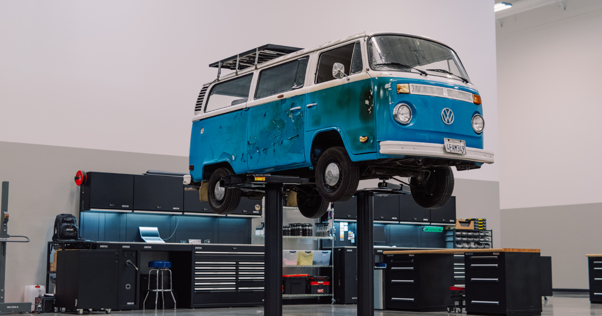 A Reencarnação do Clássico: Descubra o Novo Volkswagen T2 'Azul' Revive uma Lenda: O Volkswagen T2 'Azul' Está de Volta!