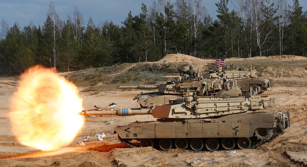 Gli Stati Uniti approvano ufficialmente la consegna dei primi carri armati M1 Abrams all'Ucraina Gli Stati Uniti approvano ufficialmente la consegna dei primi carri armati M1 Abrams all'Ucraina