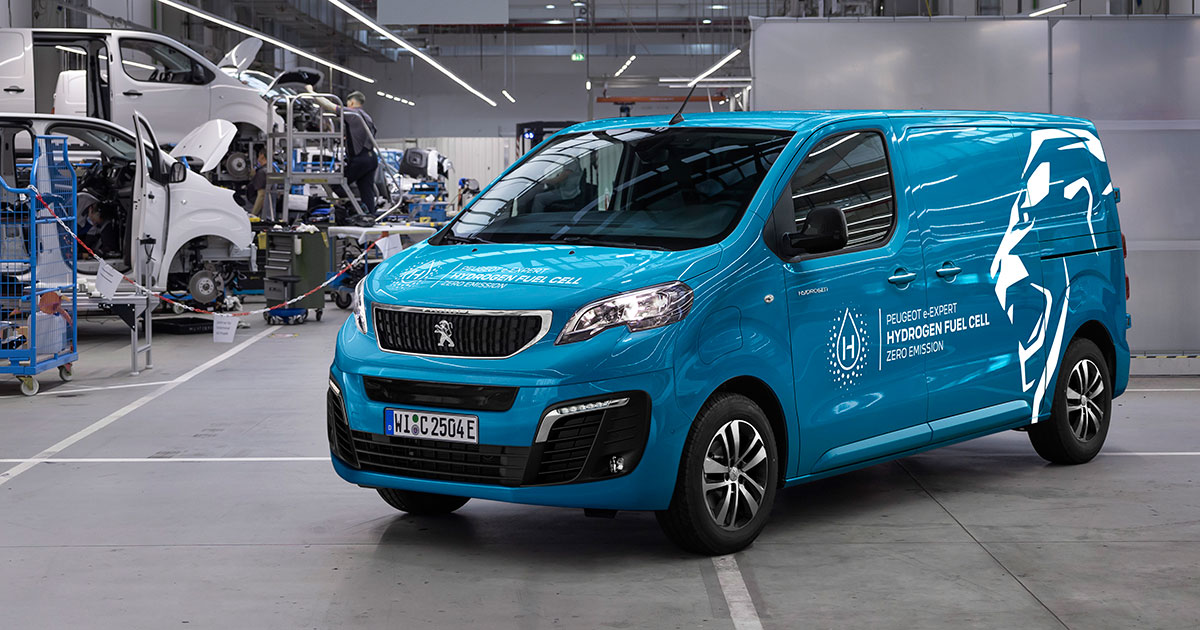 L'era dell'idrogeno: Presentazione dell'e-Expert Hydrogen di Peugeot e-Expert Hydrogen: Incontra il primo furgone a idrogeno di produzione di Peugeot