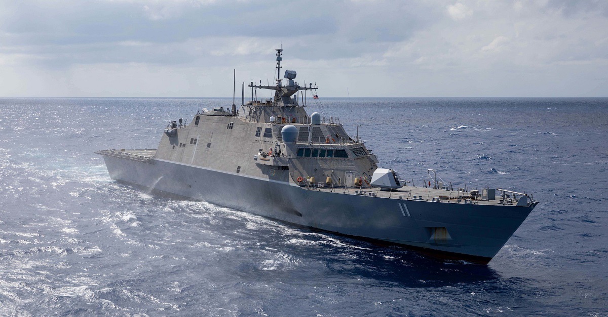 La Marina degli Stati Uniti ha messo in disarmo la travagliata USS Sioux City, classe Freedom, a meno di cinque anni dalla sua entrata in servizio. La Marina degli Stati Uniti ha messo in disarmo la travagliata USS Sioux City, classe Freedom, a meno di cinque anni dalla sua entrata in servizio.