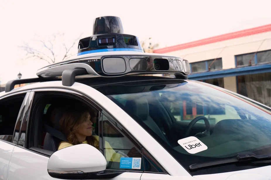 Uber integra Waymo: Una nuova tappa nell'era dei robotaxi