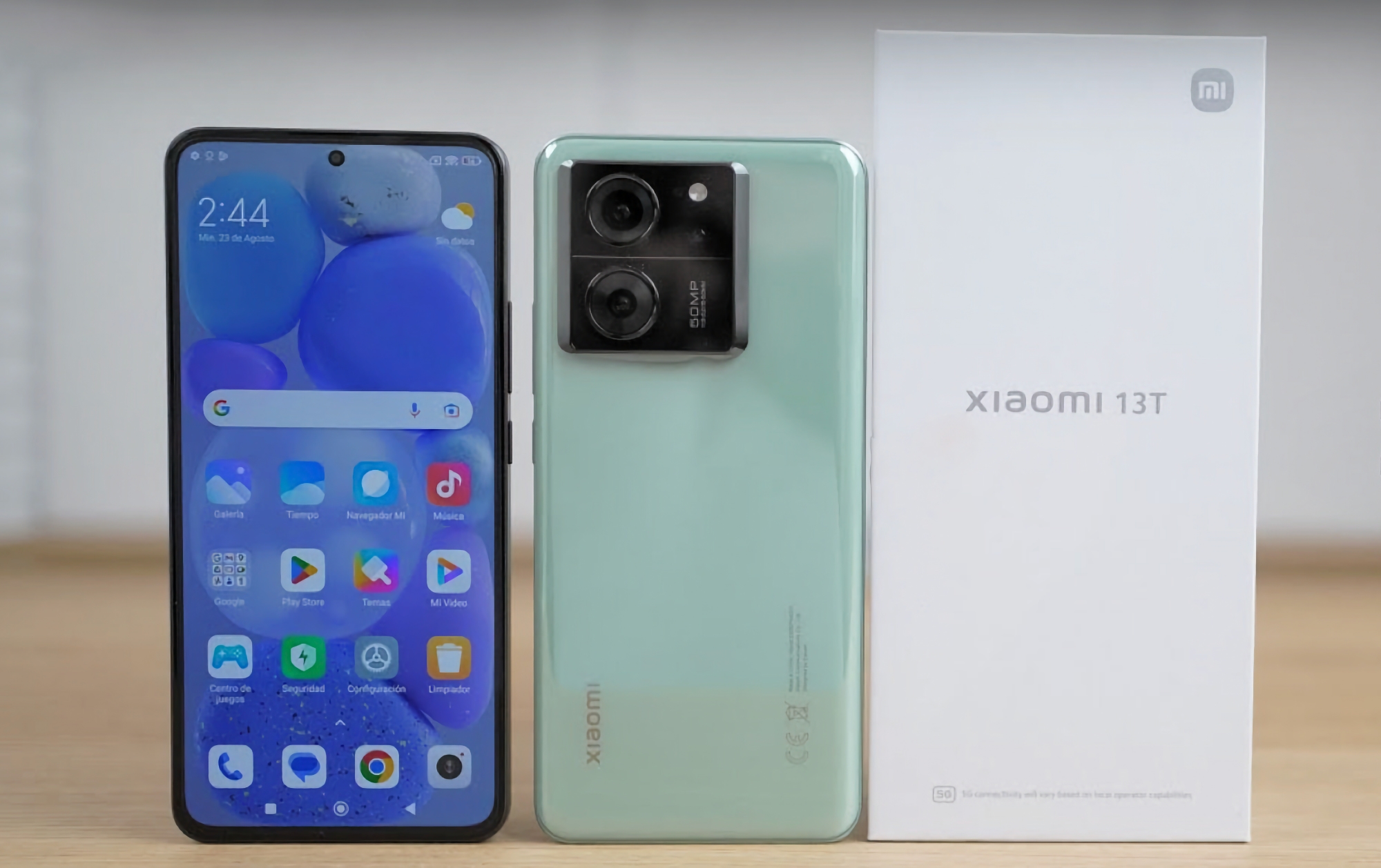 Su YouTube è apparso un video unboxing dello smartphone Xiaomi 13T, ancora da annunciare. Su YouTube è apparso un video unboxing dello smartphone Xiaomi 13T, ancora da annunciare.
