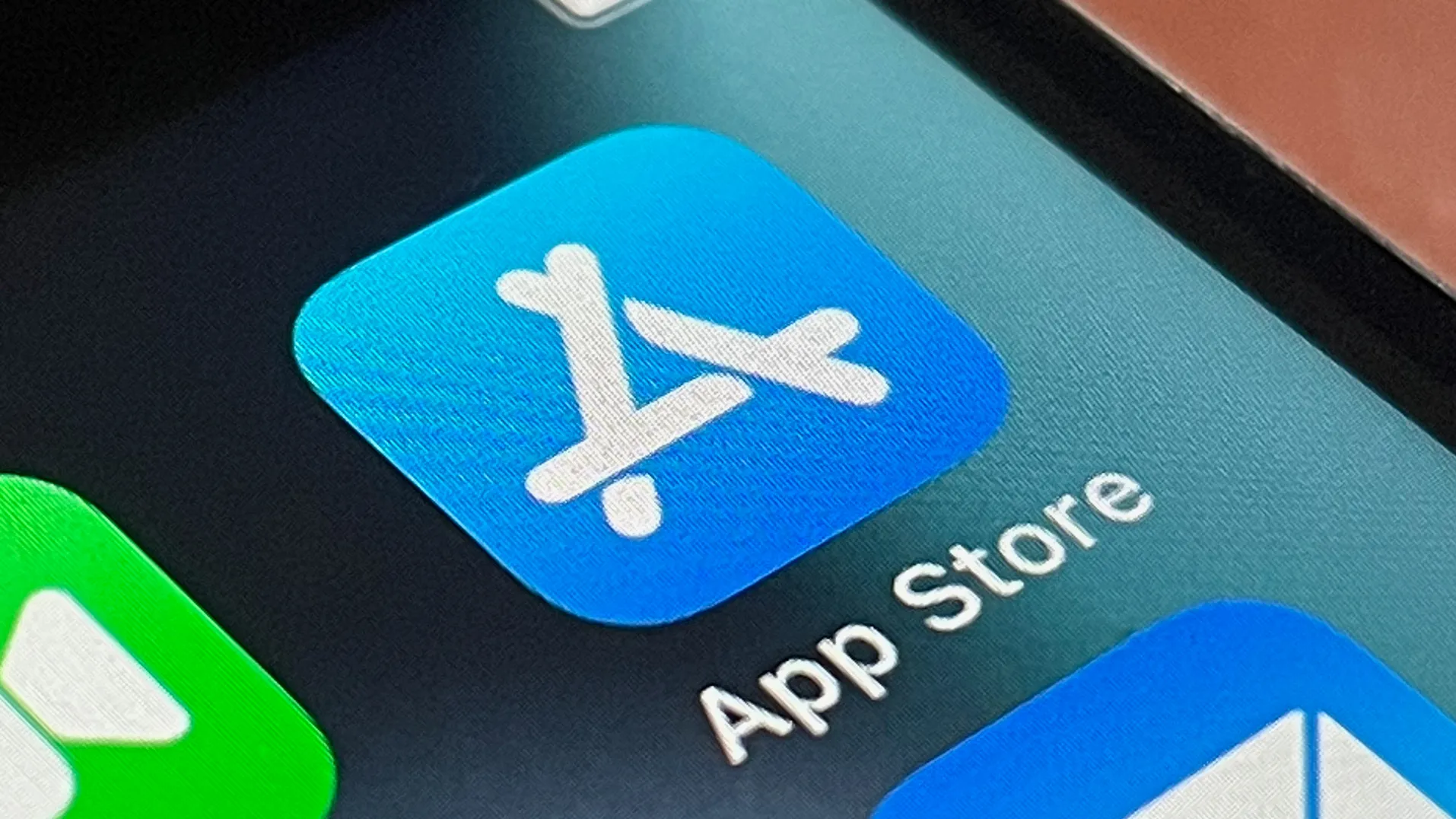 Apple ha rimosso 135.000 app dall'App Store nell'UE in seguito all'entrata in vigore di una nuova legge