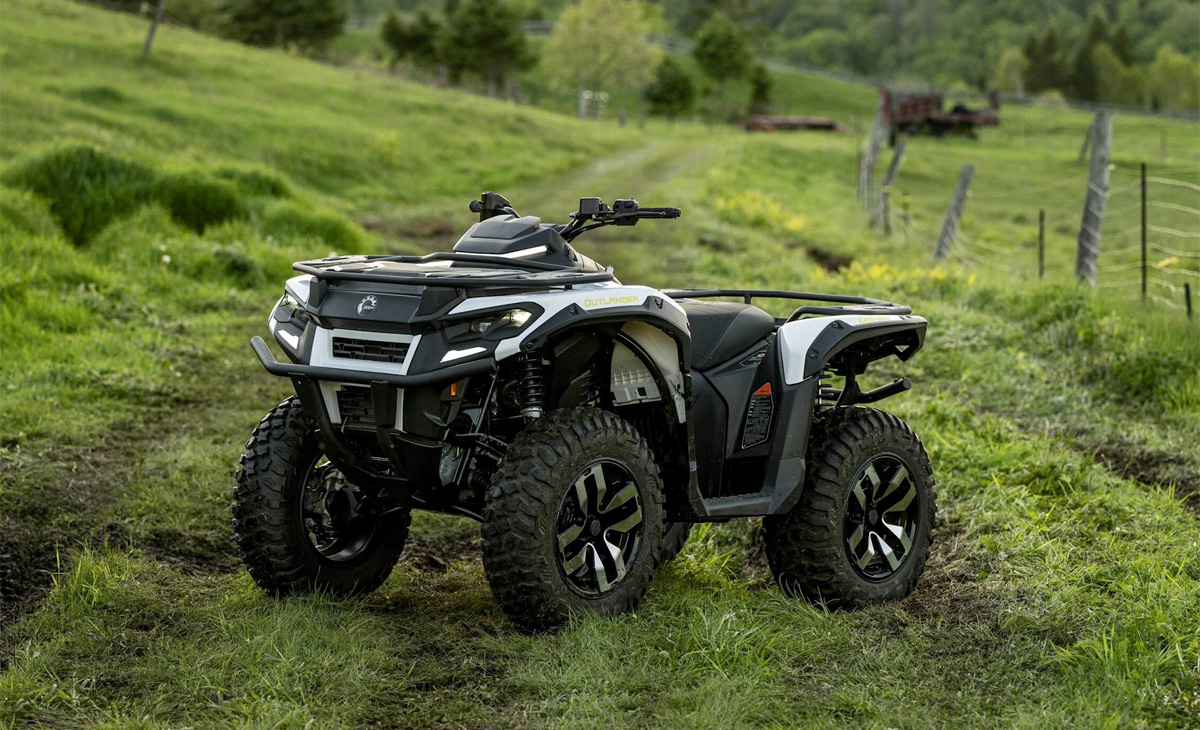 Rivoluzione off-road: Can-Am lancia il primo quad elettrico Can-Am presenta: full speed ahead sul primo quad elettrico!