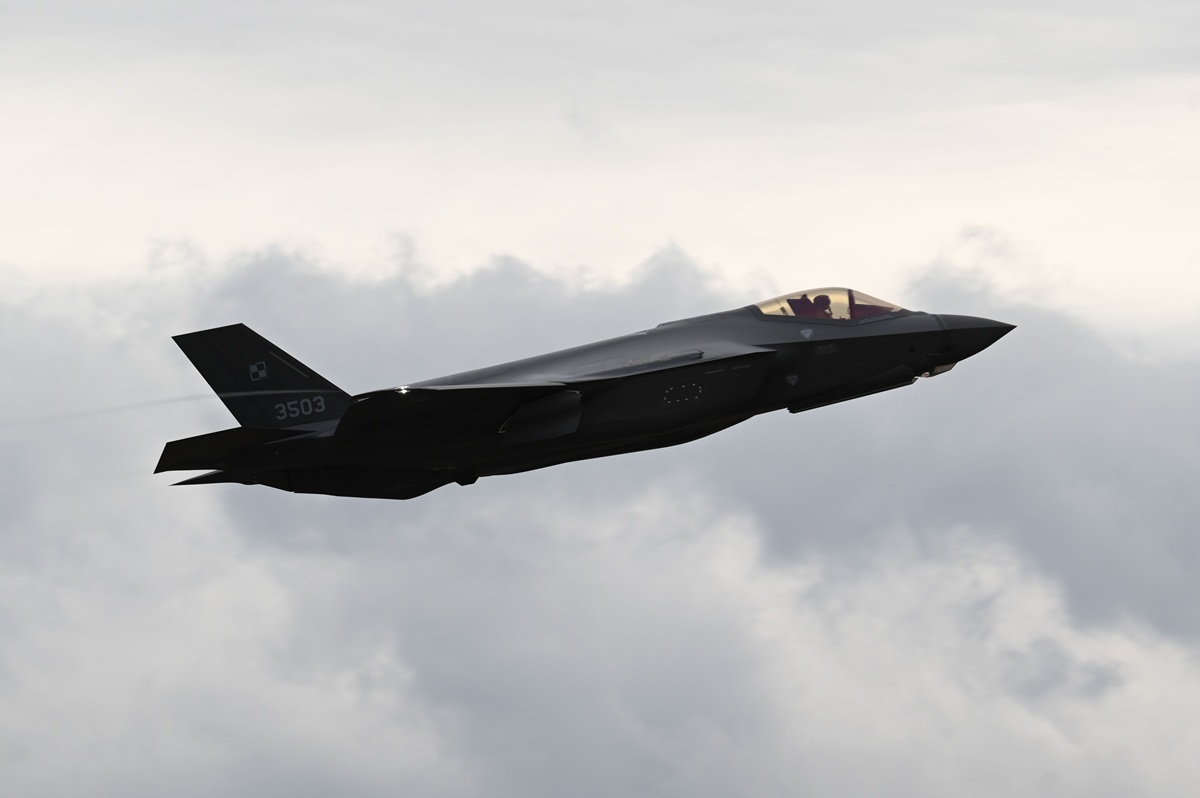 F-35: Tutto quello che c'è da sapere su questo jet da combattimento