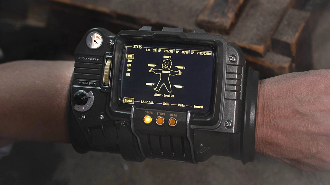 Una replica funzionante del Pip-Boy 3000 creata: il sogno di un fan di Fallout diventa realtà