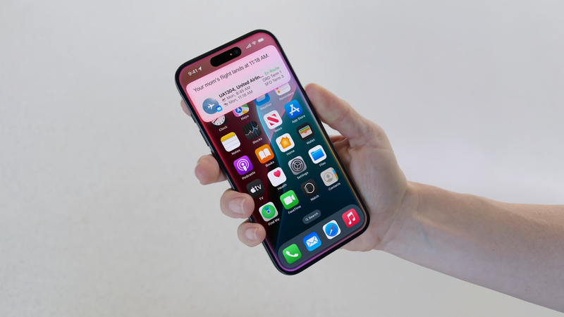 Test di iOS 18.5: dobbiamo aspettarci nuove funzioni da Siri? Test di iOS 18.5: cosa c'è in serbo per un Siri migliorato?